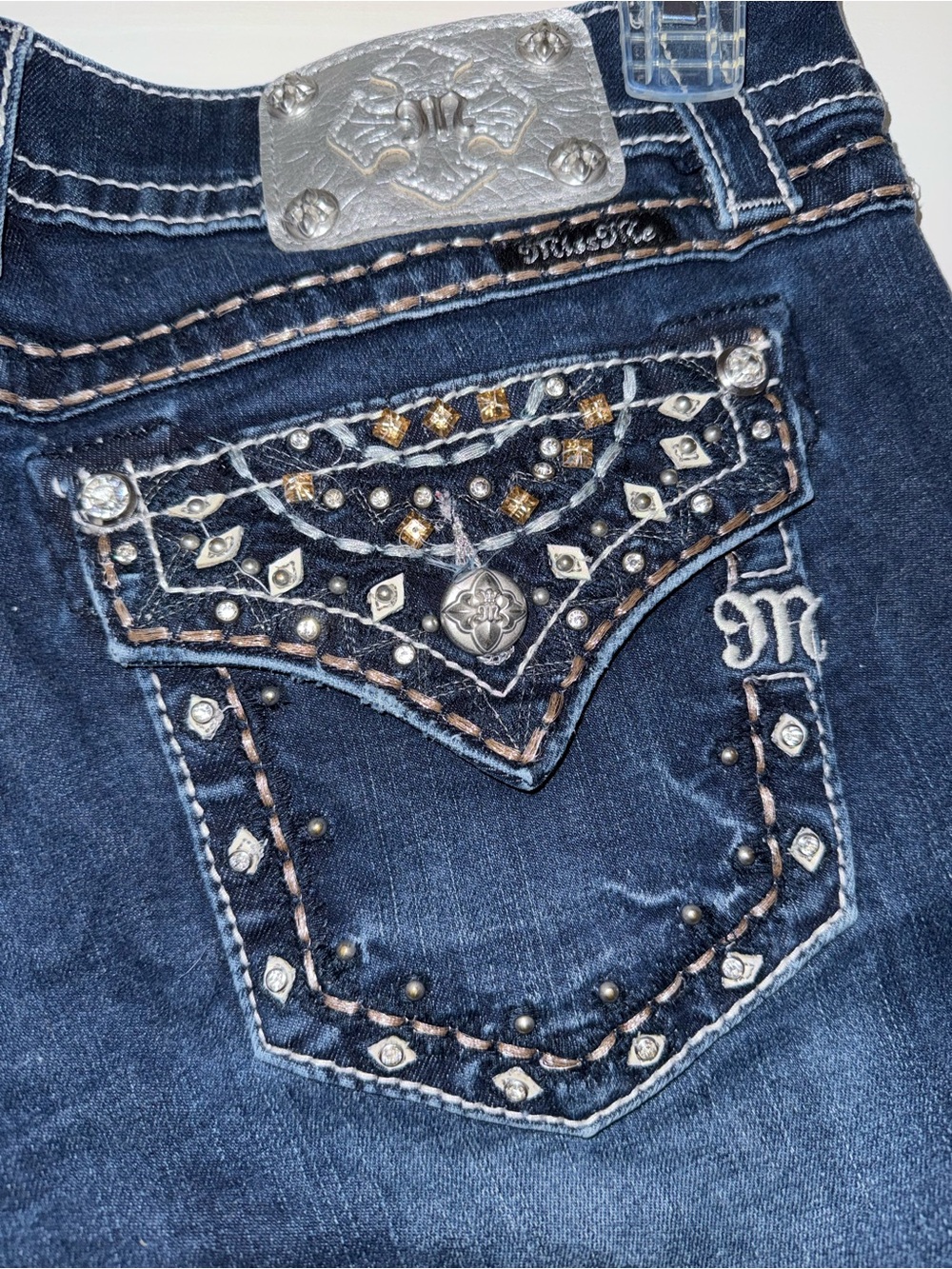 Signature women’s cuffed capri Jeans in Dark Indigo Blue - Picture 3 of 4